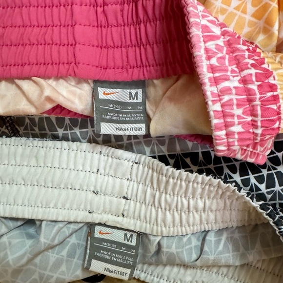 Nike Women’s Printed Rare Running Shorts Bundle (2) Size MEDIUM - Picture 3 of 3